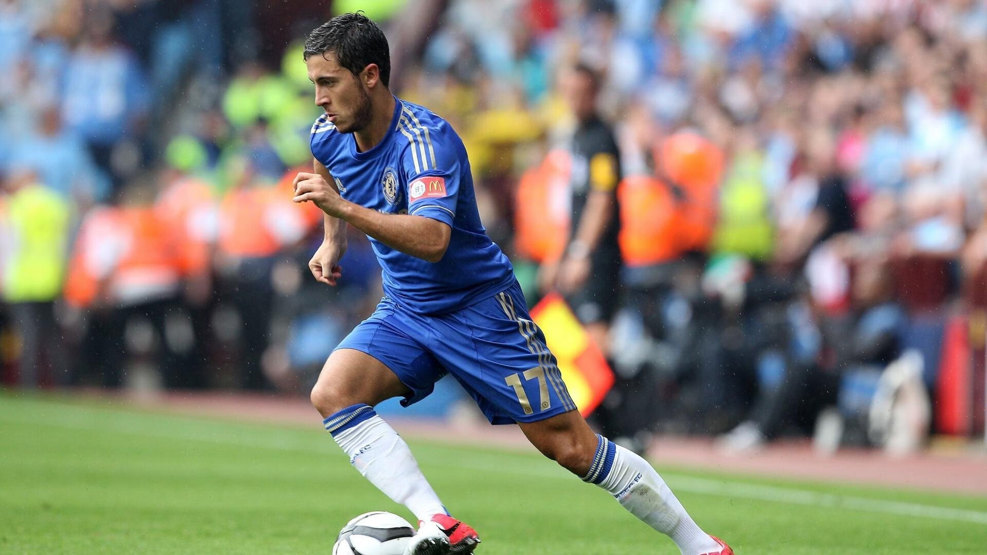 汉堡队客场战胜对手，球员信心大增，汉堡 队